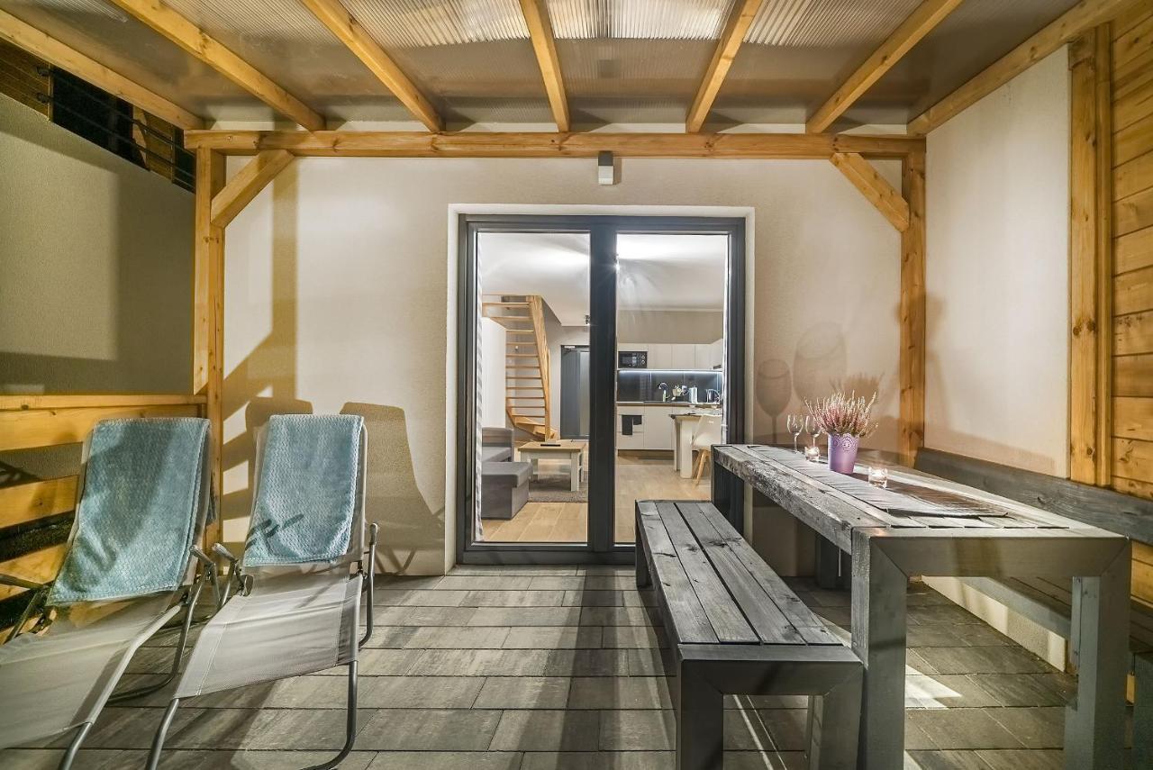 Domki Zlote Piaski Kryty Basen Sauna Jacuzzi Jastrzębia Góra Exterior foto